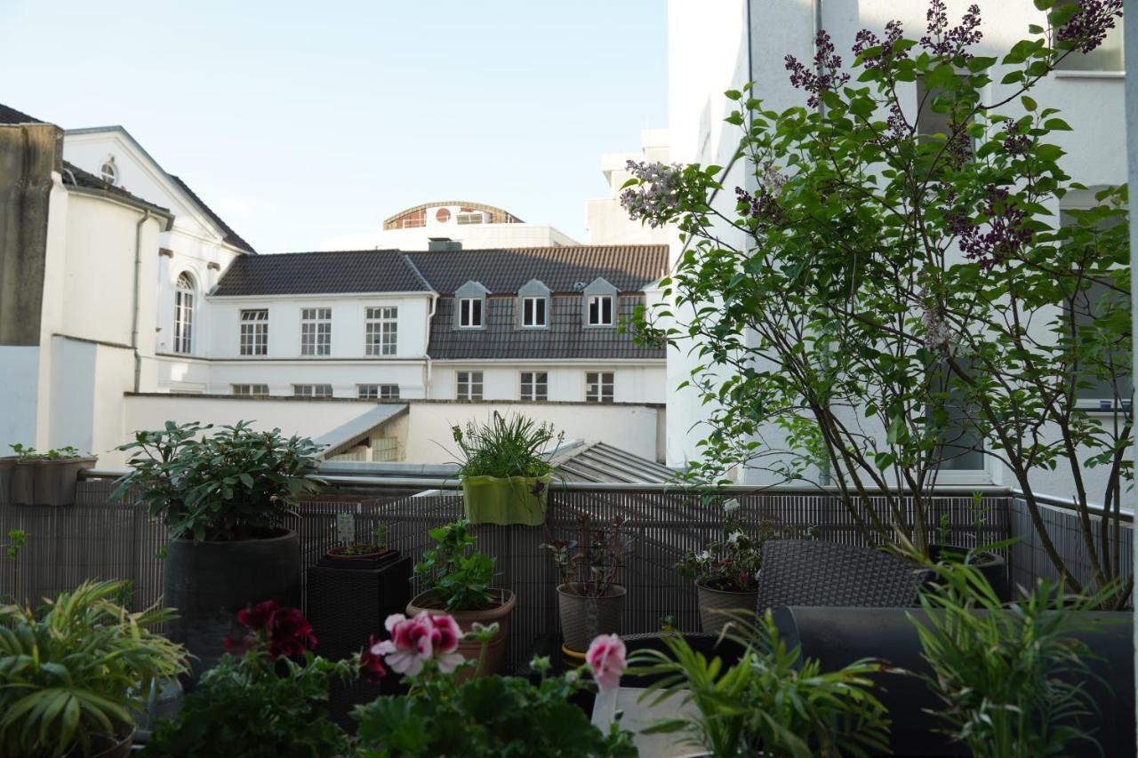 Bright, Spacious Apartment With A Lovely Terrace In The Heart Of Aachen Exterior photo