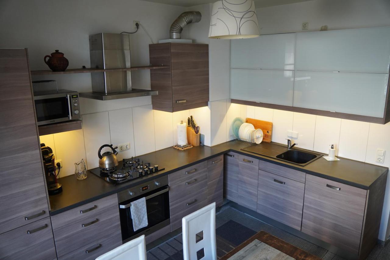 Bright, Spacious Apartment With A Lovely Terrace In The Heart Of Aachen Exterior photo